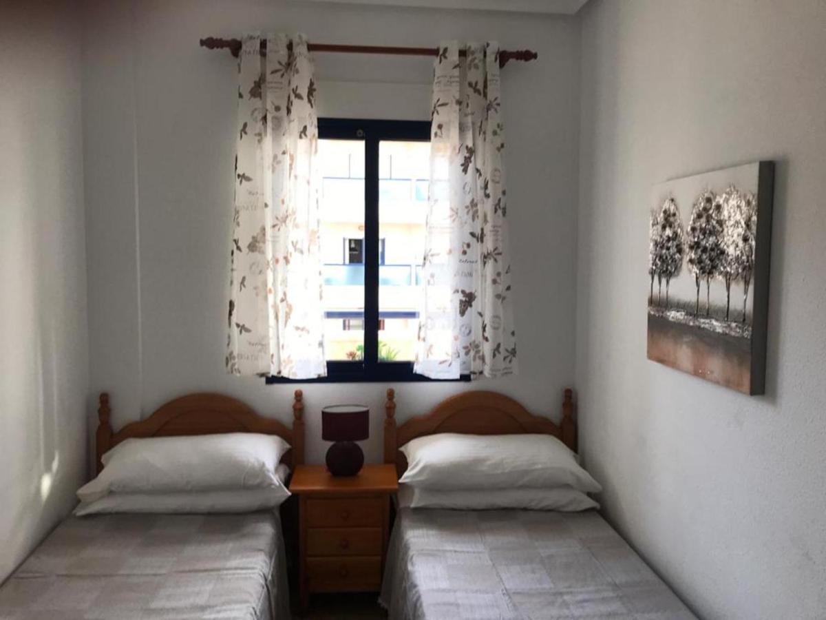 Stunning Apartment - Playamarina 2 Cabo Roig Dehesa de Campoamor  Bagian luar foto